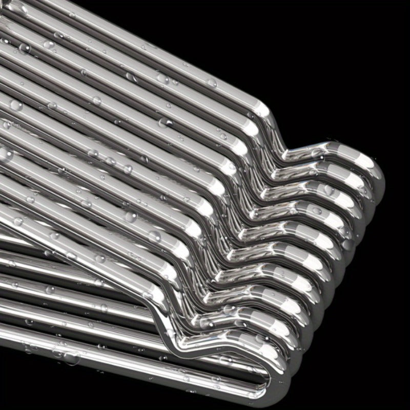 20 reinforced metal hangers non slip   shoulders
