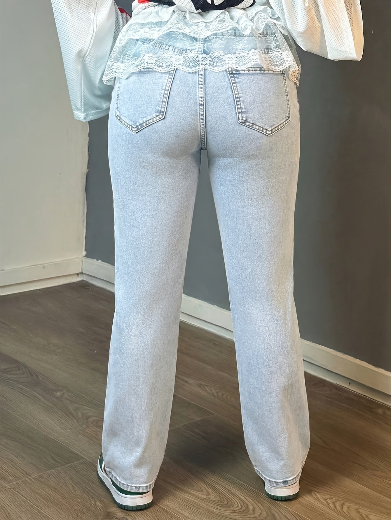 womens high waisted light wash straight leg jeans loose fit
